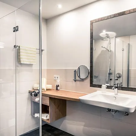 Foehrenhof 3* Stanzach