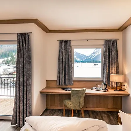 Foehrenhof فندق شتانزاخ