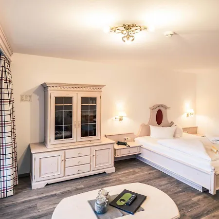 Foehrenhof Hotel 3*