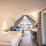 Foehrenhof 3* Stanzach