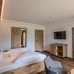 Szálloda Foehrenhof 3*